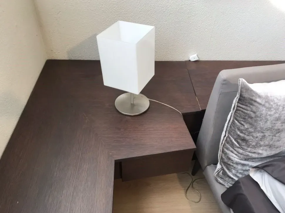 Camera da letto Retro letto artigianale Artigianale in legno a prezzo scontato