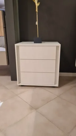 Camera da letto Tomasella Gruppo como' e comodini vip a prezzo ribassato in laminato