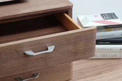 Camera Distribuzione Grandi Marchi Comodino logos su panca noce scontato del -50 %