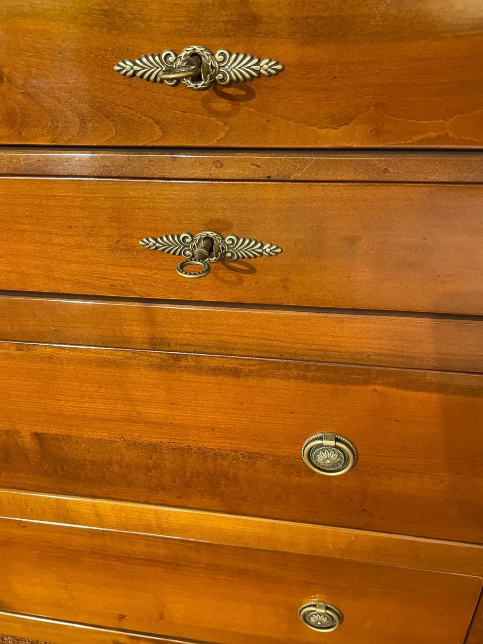 Camera Marchetti in ciliegio Massello a prezzo scontato!