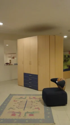 Cameretta Blu Artigianale con letto a terra a prezzo scontato