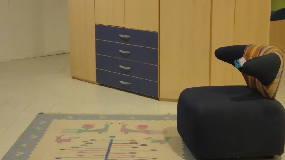 Cameretta Blu Artigianale con letto a terra a prezzo scontato