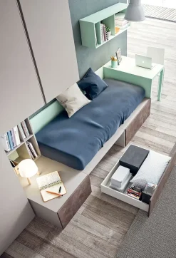 Cameretta Cameretta con scrivania a penisola  Clever con letto a terra a prezzo Outlet