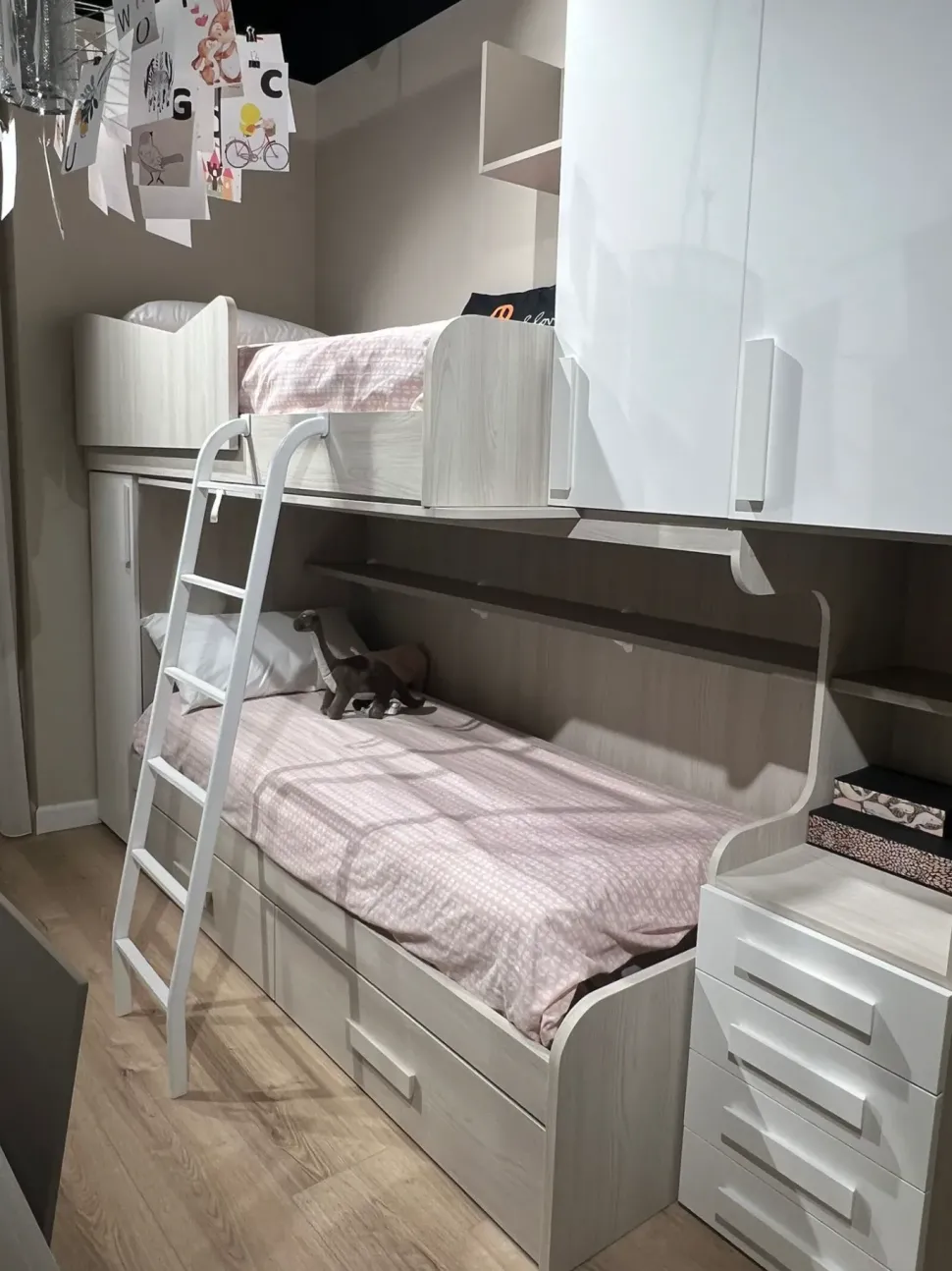 Cameretta Cameretta soppalco Imamobili con letto a soppalco a prezzo scontato