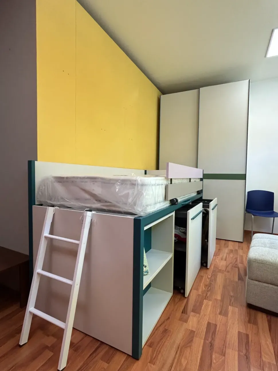 Cameretta Compact Moretti compact camerette con letto a soppalco scontata