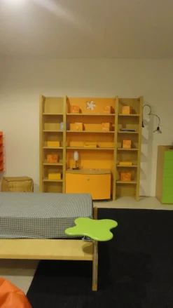 Cameretta Galli Artigianale con letto a terra in offerta