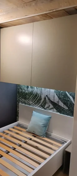 Cameretta in laminato materico Cameretta letto 1p 1/2 moretti compact Moretti compact scontata a PREZZI OUTLET