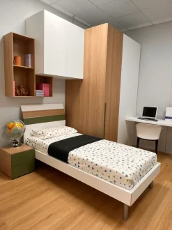 Cameretta in laminato opaco Young Moretti compact camerette scontata a PREZZI OUTLET