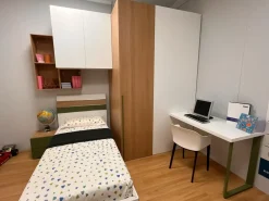 Cameretta in laminato opaco Young Moretti compact camerette scontata a PREZZI OUTLET