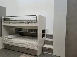 Cameretta Roy e kubo Doimo cityline con letto a castello scorrevole a prezzo Outlet