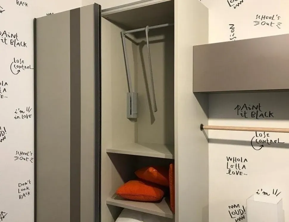 Cameretta Teen e letto oggioni Nidi con letto a terra in offerta