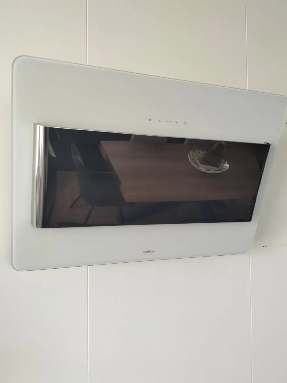 Cappa Elica modello Belt a prezzo scontato