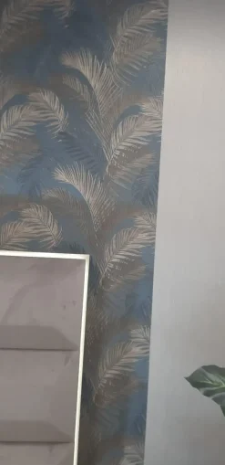 Carta da parati per camera da letto modello Felce scontata