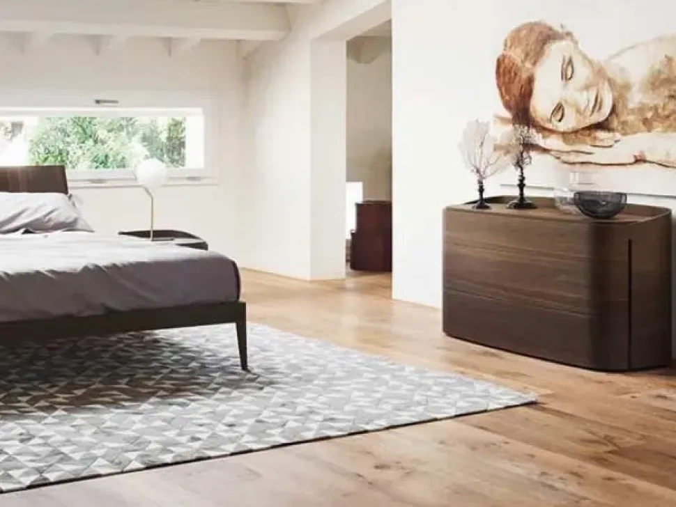 Cassettiera Babila di Sangiacomo in legno. Prezzo scontato. Curva e bella.