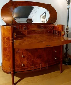 Cassettiera Classica modello Ovale in radica con ribalta a marchio Artigianale a prezzo scontato