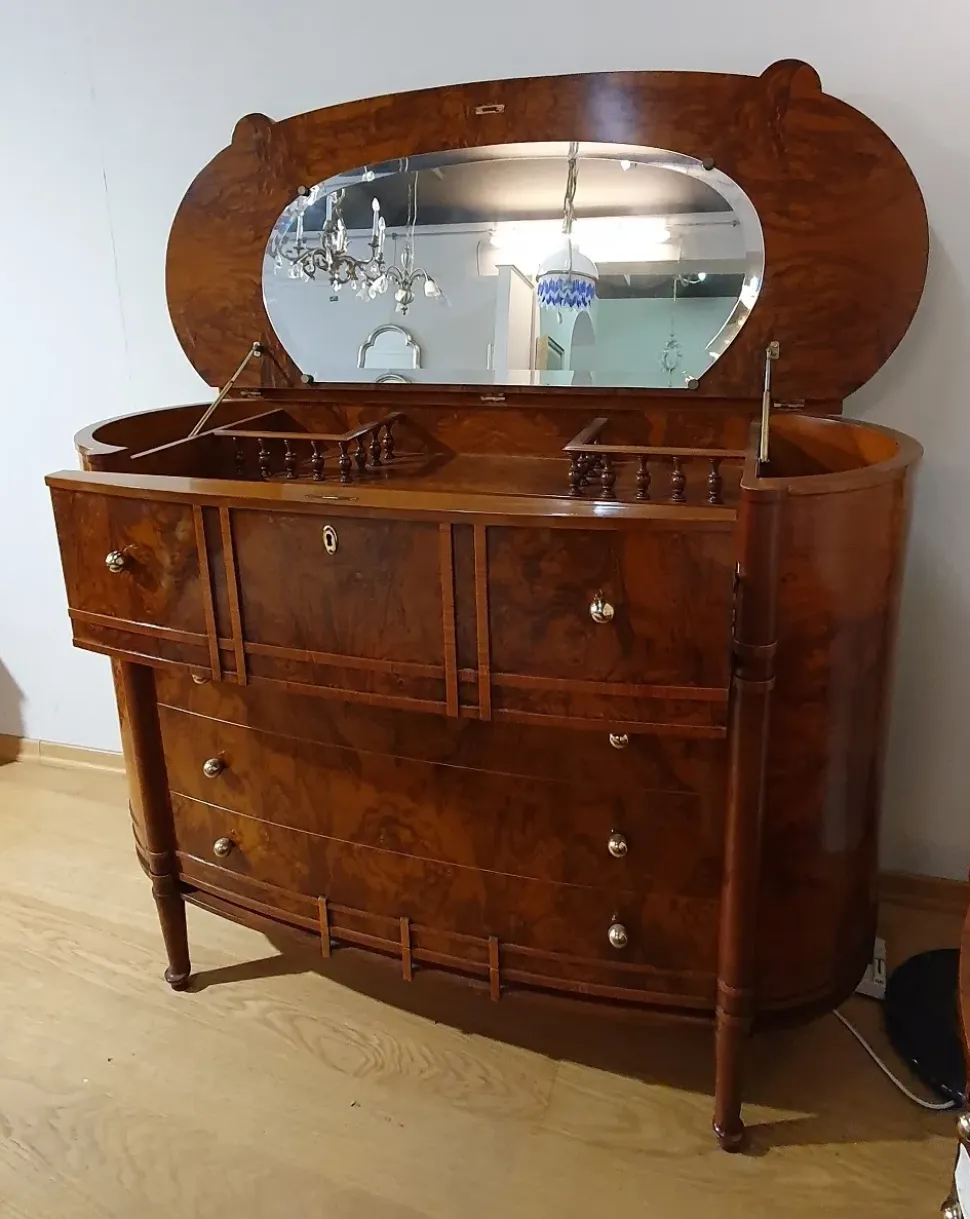 Cassettiera Classica modello Ovale in radica con ribalta a marchio Artigianale a prezzo scontato