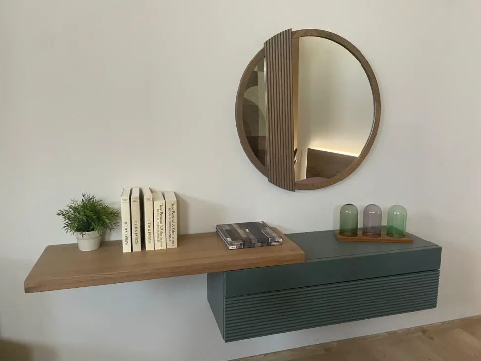 Cassettiera Composizione como' fly devina nais di Devina nais scontata