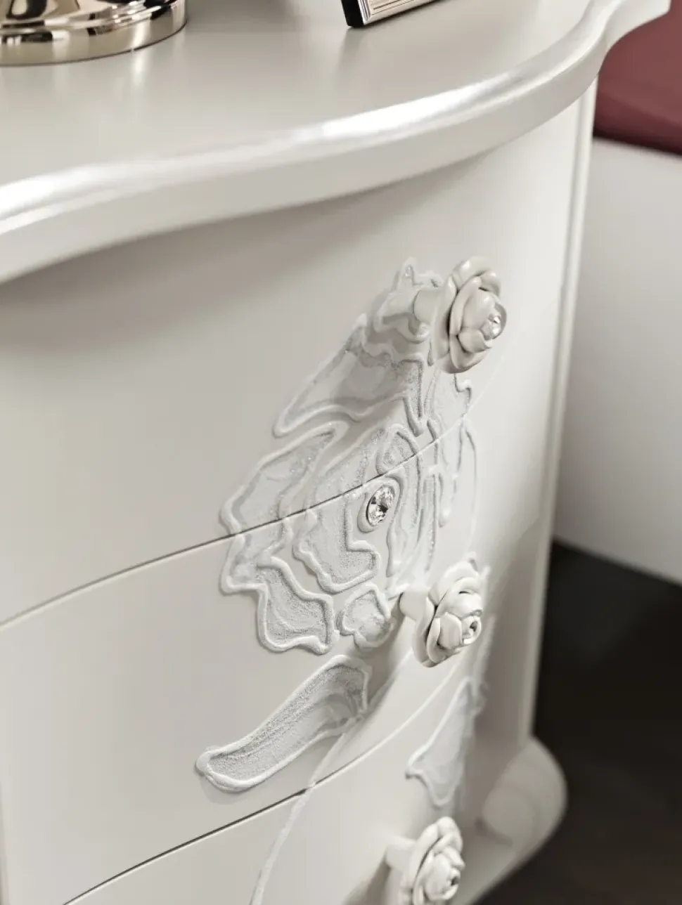 Cassettiera Contemporanea modello Modello brigitte a marchio Artigianale a prezzo scontato