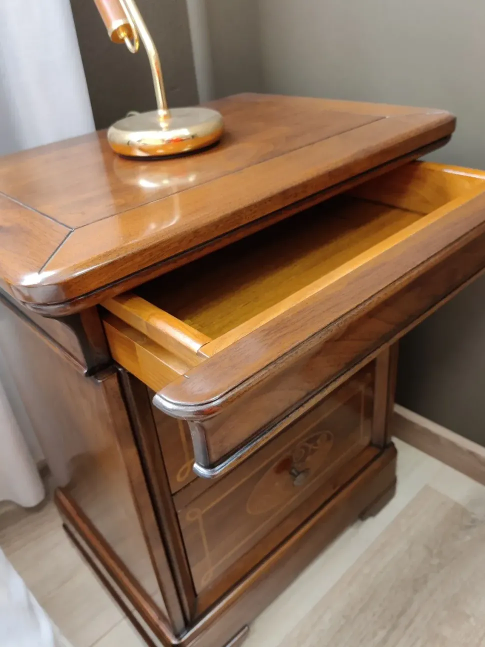 Cassettiera modello Carlo x in Legno Cantiero in offerta