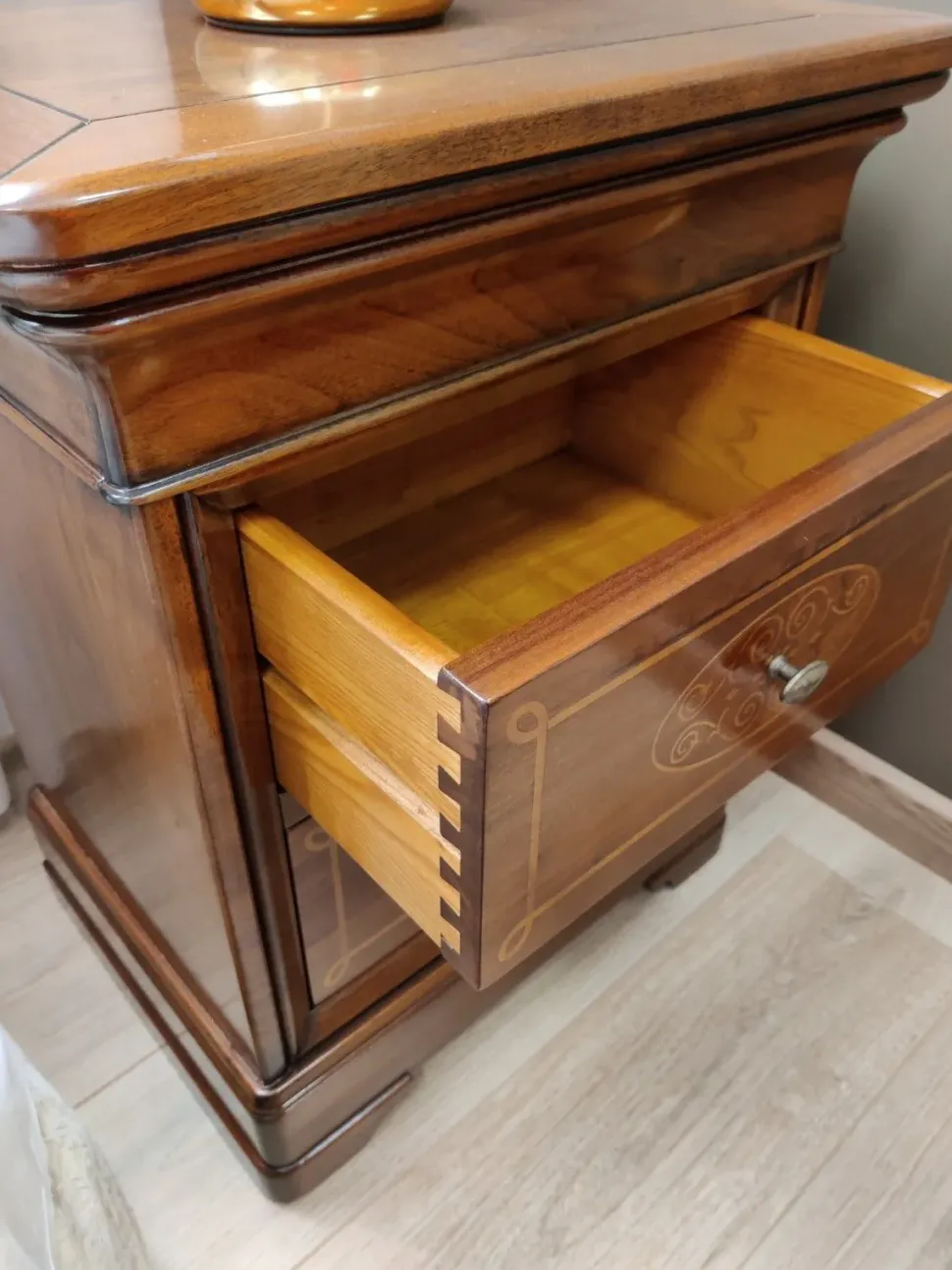 Cassettiera modello Carlo x in Legno Cantiero in offerta