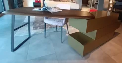 Cassettiera modello Comò con scrittoio girevole domino in Laccato opaco Sangiacomo scontata