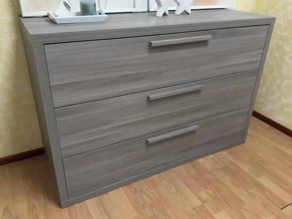 Cassettiera modello Hot in Laminato Santalucia scontata