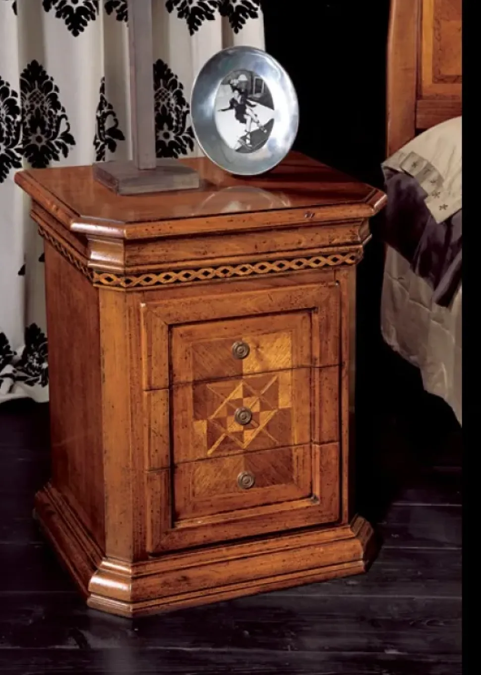 Cassettiera modello I solisti in Legno Artigianale scontata