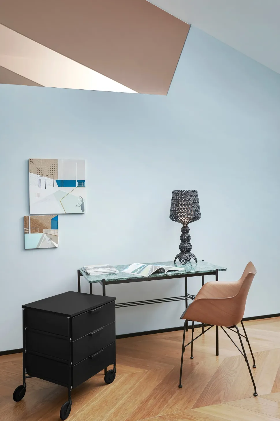 Cassettiera per ufficio in in plastica Mobil mat Kartell a prezzi convenienti