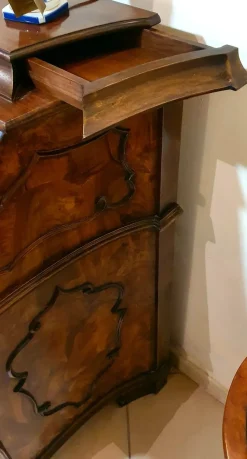 Cassettoni d'epoca in legno a prezzo Outlet