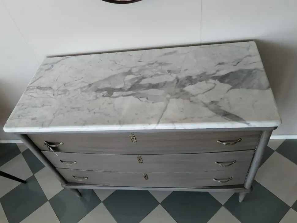 Cassettoni di antiquariato modello Comò antiquario con forte sconto