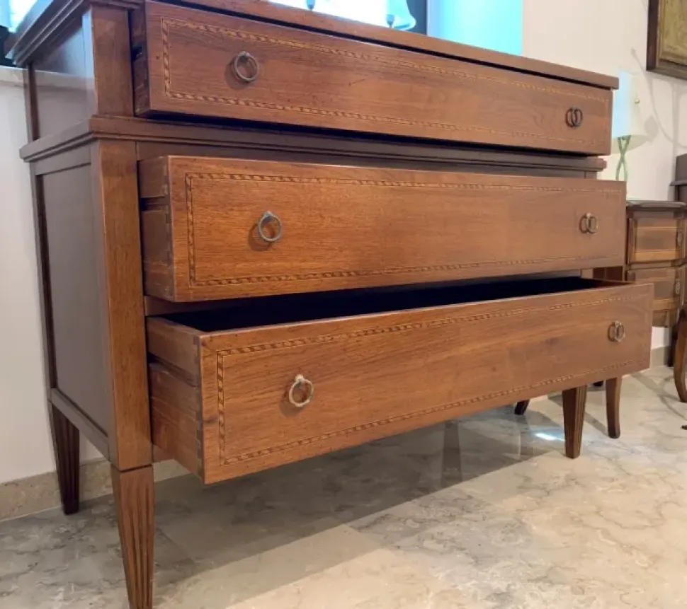 Comò e comodini Comò e comodini artigianale Artigianale in legno in Offerta Outlet