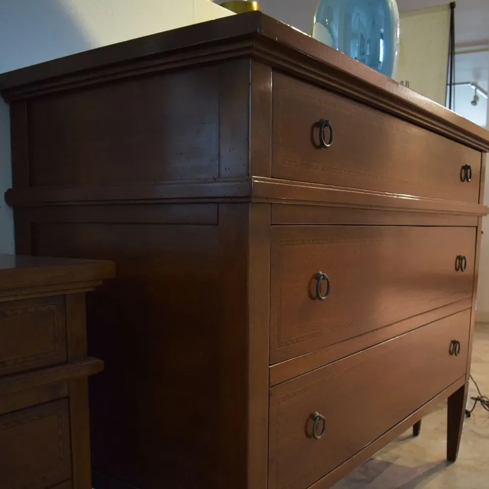 Comò e comodini Comò e comodini artigianale Artigianale in legno in Offerta Outlet