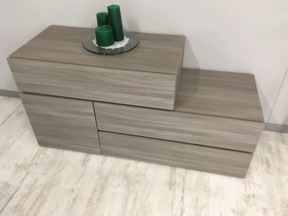 Comò e comodini di Santa Lucia finiture Rovere Grigio