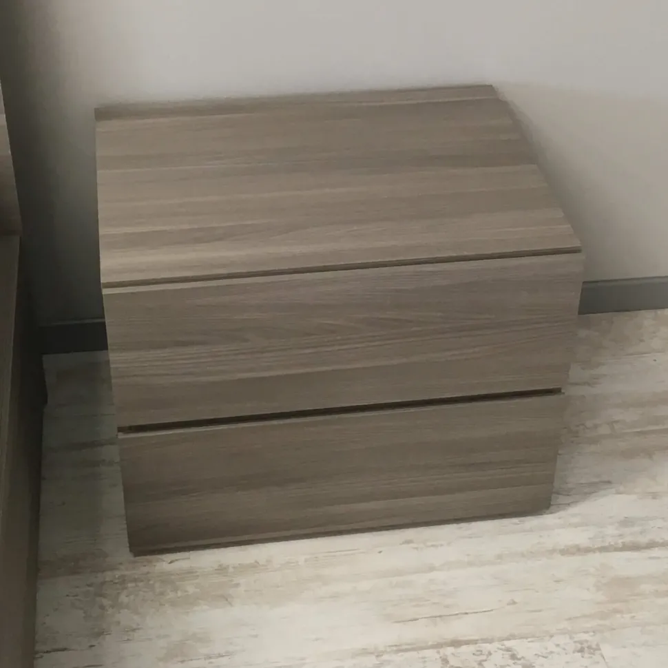 Comò e comodini di Santa Lucia finiture Rovere Grigio