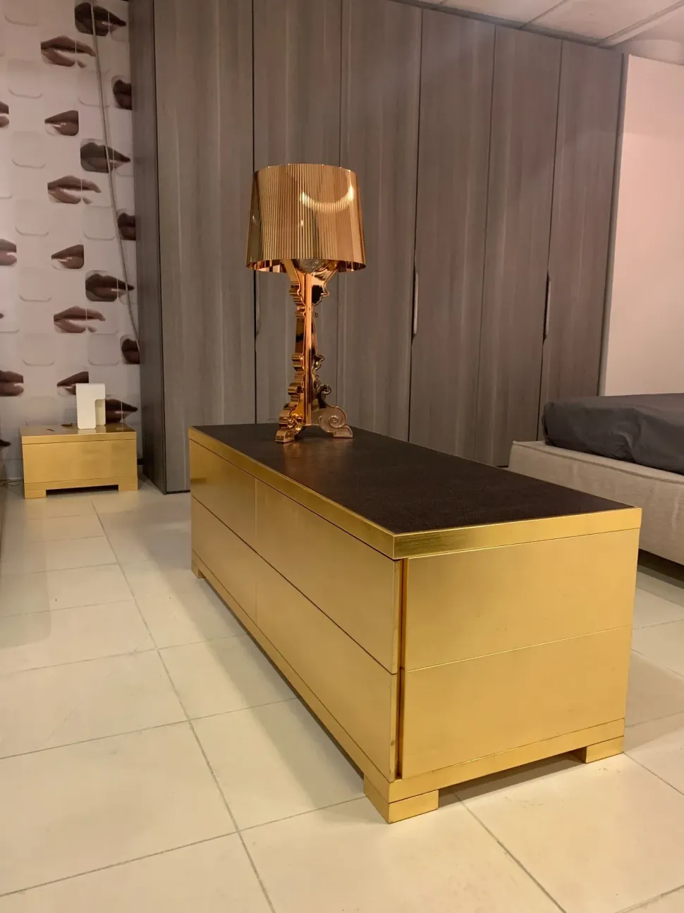 Comò e comodini Dorado Axil in legno a prezzo scontato