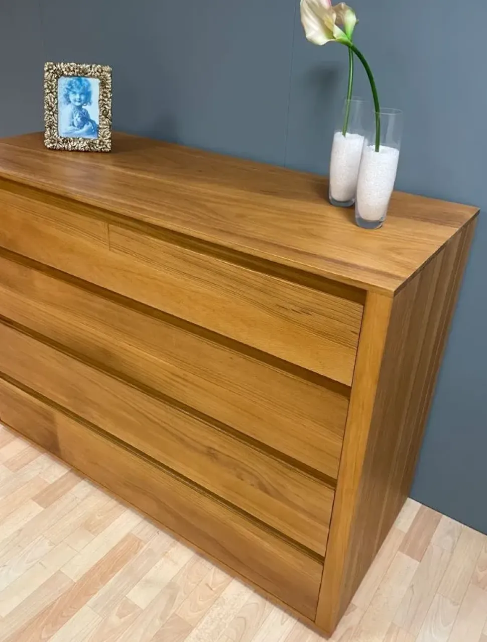 Comodino Albi di Artigianale scontato del 69%