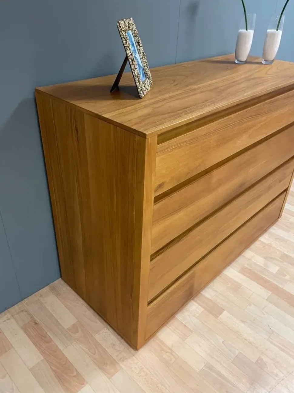 Comodino Albi di Artigianale scontato del 69%