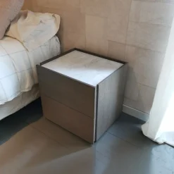 Comodino Atlante di Pianca a prezzo ribassato