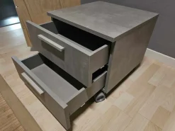 Comodino Beta di Doimo cityline a prezzo scontato