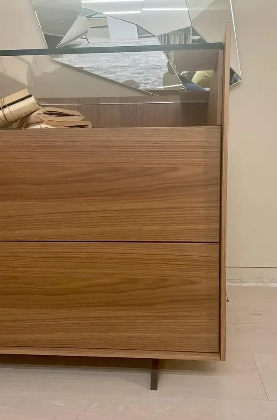 Comodino Cabaret Sangiacomo a prezzo scontato