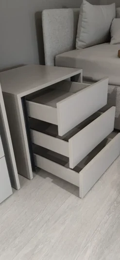 Comodino Chic a marchio Colombini casa a prezzo riservato