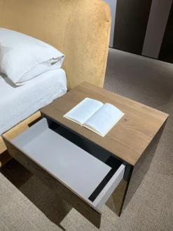 Comodino Class di Lago a prezzo scontato