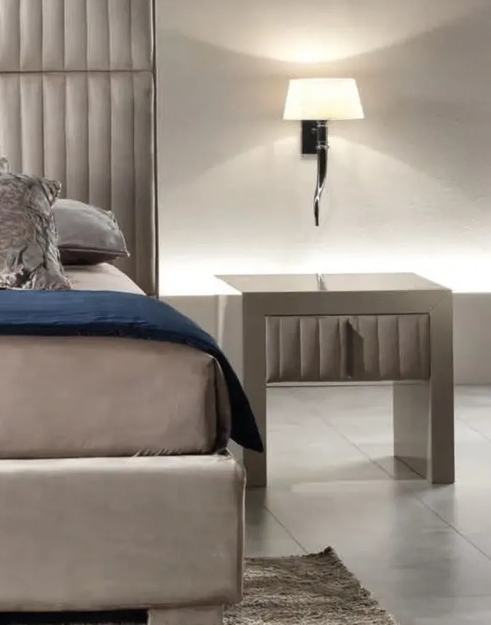 Comodino Como e comodini rivestiti di Md work scontato del 40%