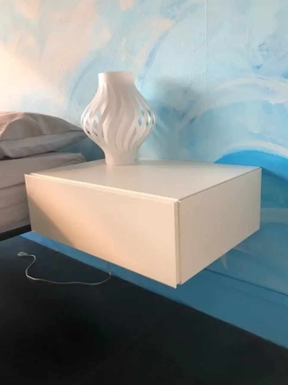 Comodino 36e8 di Lago scontato del 33%