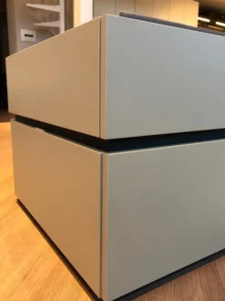 Comodino Filo  di Sangiacomo scontato del 20%