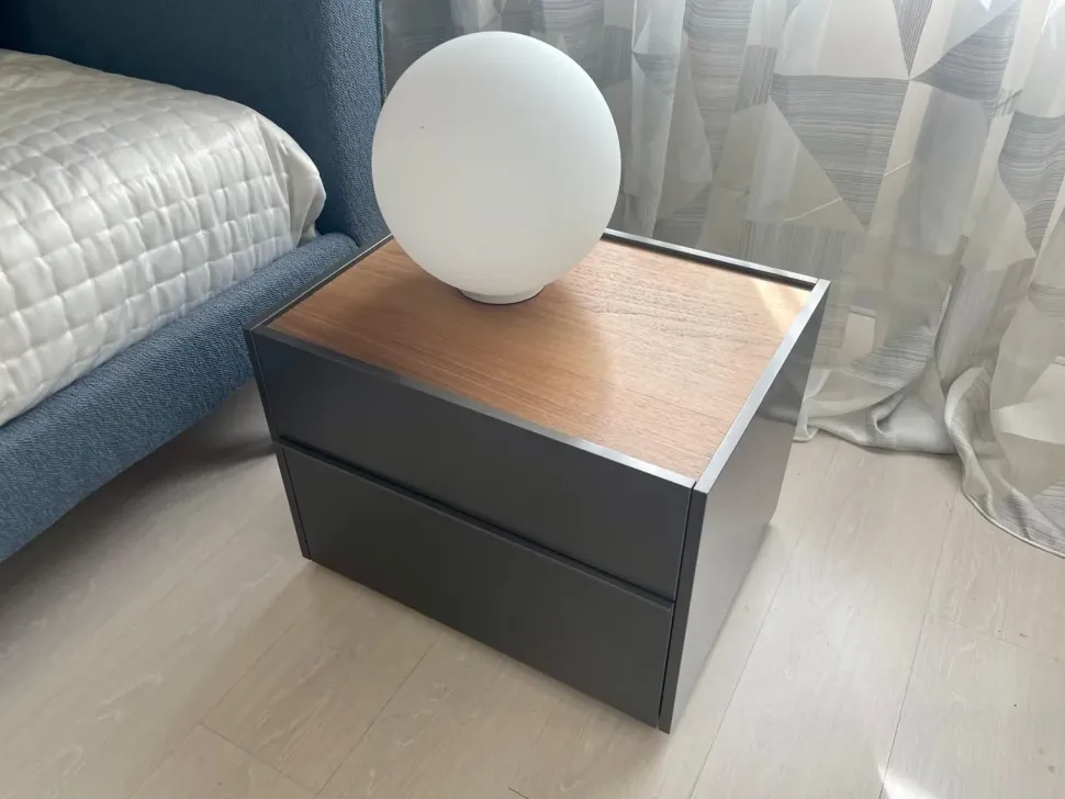 Comodino Filo Sangiacomo a prezzo scontato