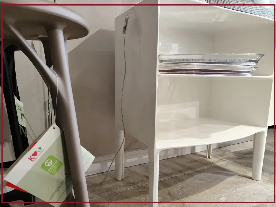 Comodino Ghost buster 03210/e5 di Kartell a PREZZI OUTLET
