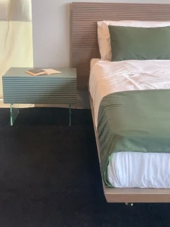 Comodino modello Brick di Devina nais scontato