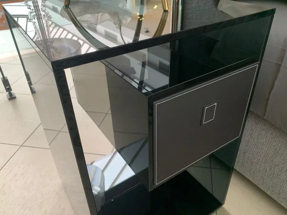 Comodino modello Liber f di Tonelli design scontato