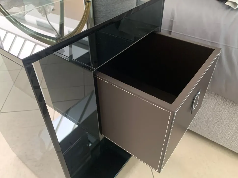 Comodino modello Liber f di Tonelli design scontato